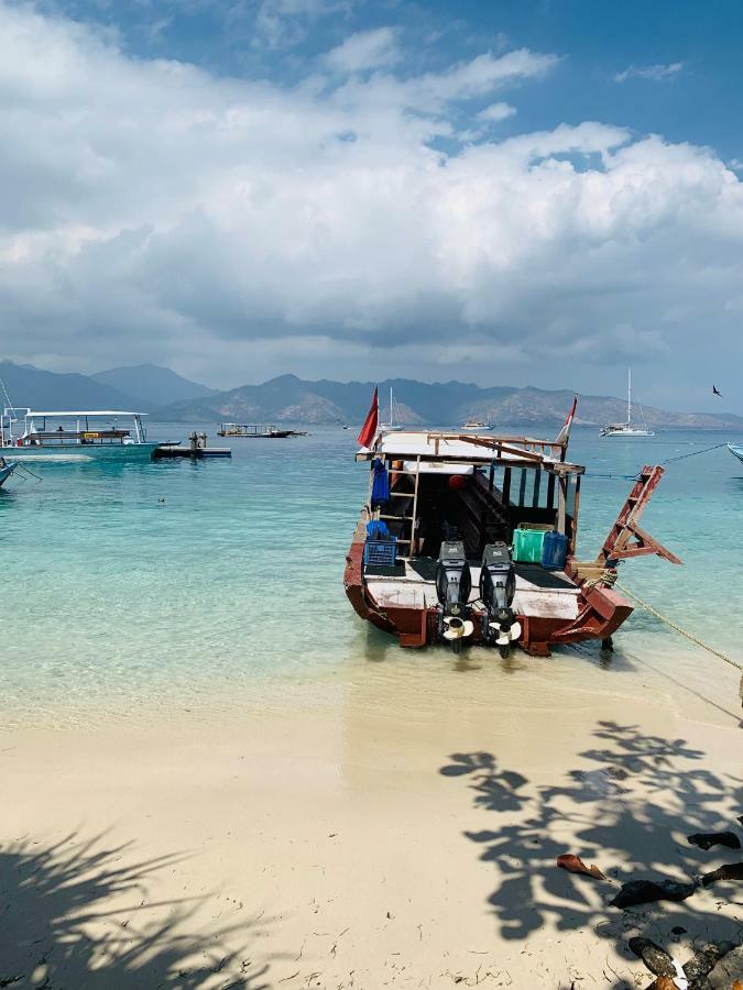 The Koho Air Hotel Gili Islands Exterior photo